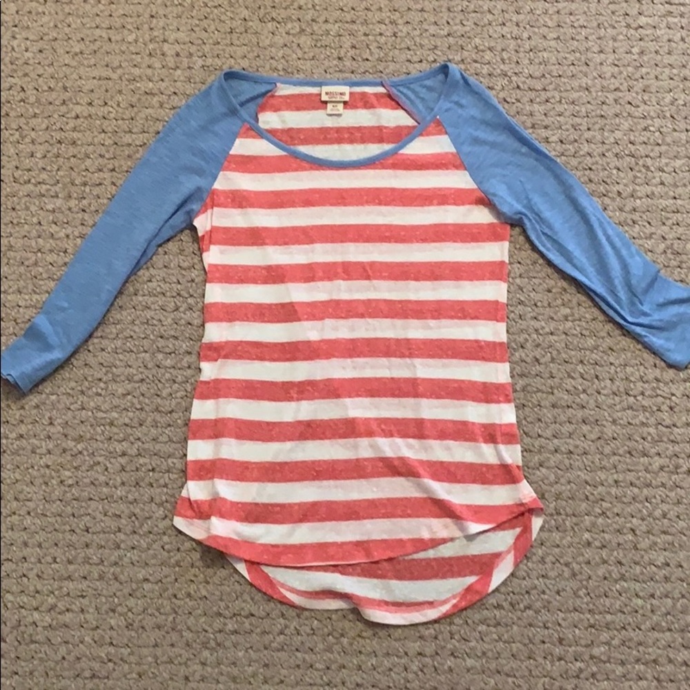 Long sleeved t-shirt